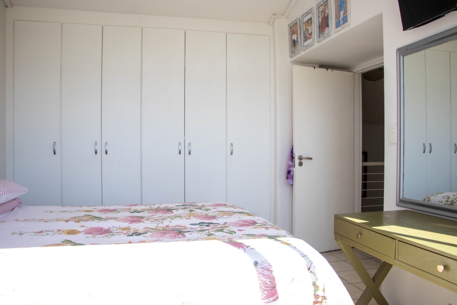 2 Bedroom Property for Sale in Tyger Valley Western Cape
